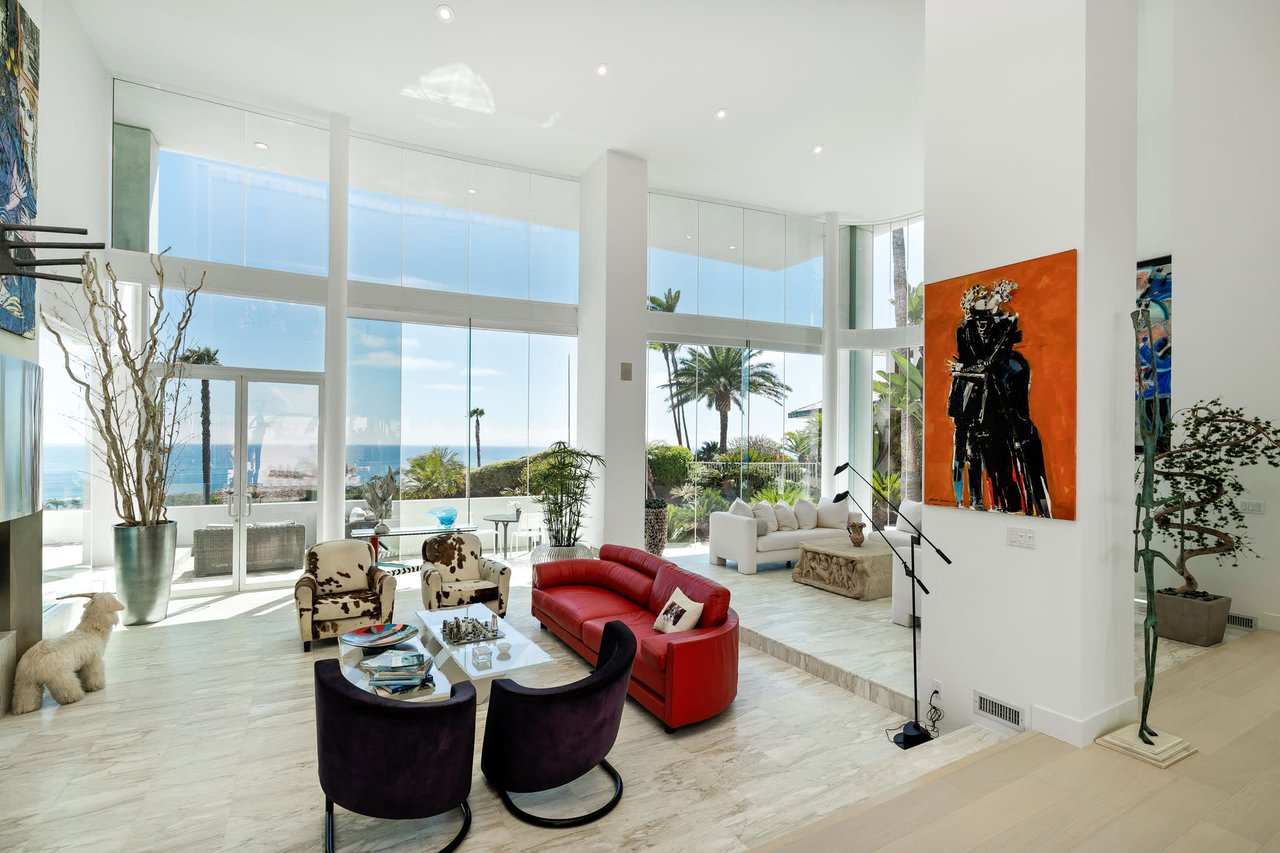 Private Modern Beach Estate | Luxury Shorter-term Lease