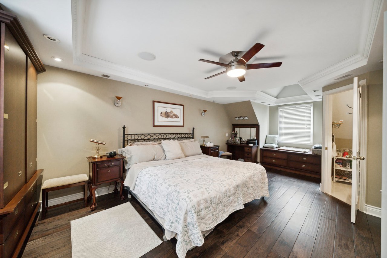 50 Harborn Rd