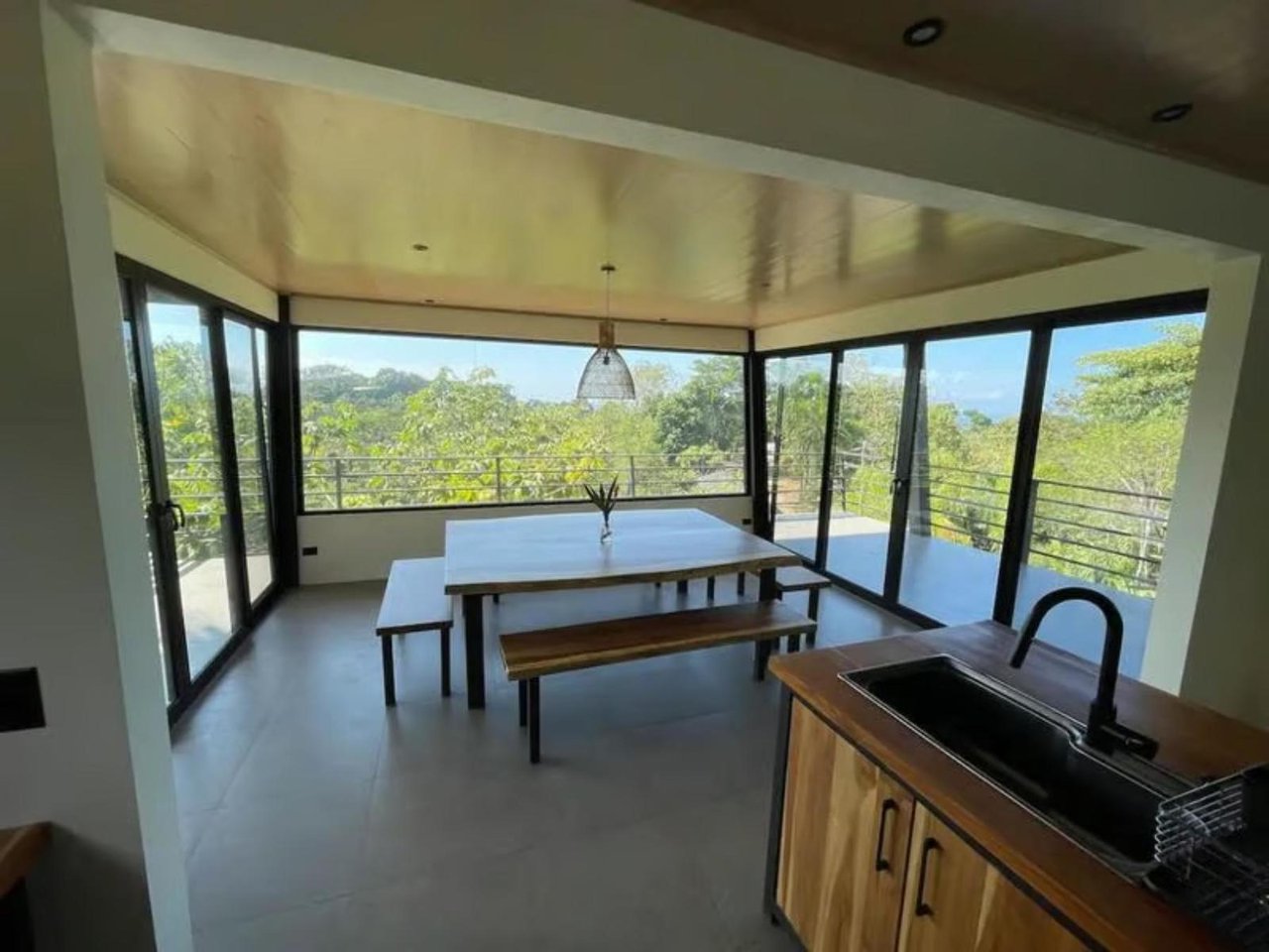 Modern Ocean View Home, Dominical, Puntarenas