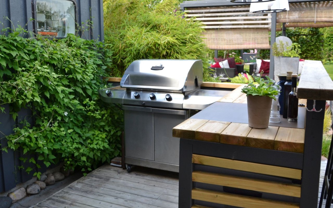 The 5 Characteristics of an Outstanding Outdoor Kitchen