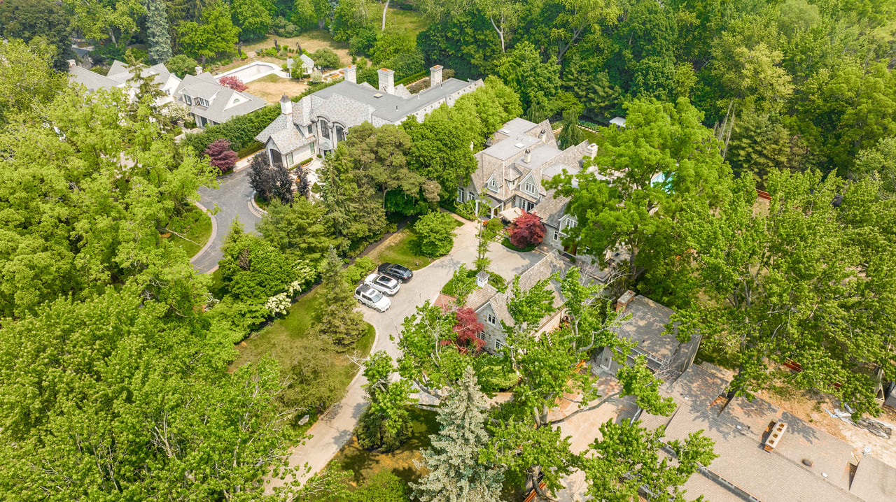 Ranch Inspired Estate in Oakville 