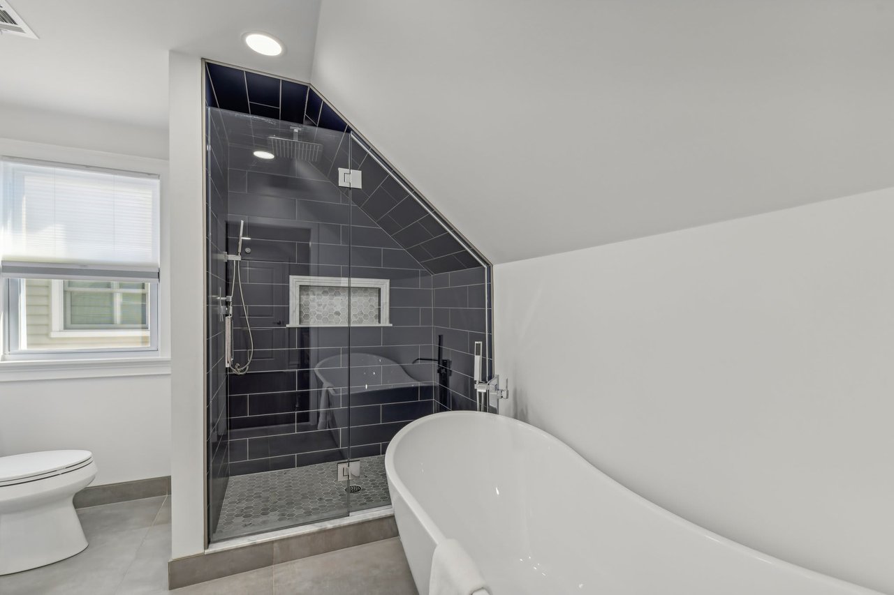 366 Delaware Ave, Union, NJ 07083