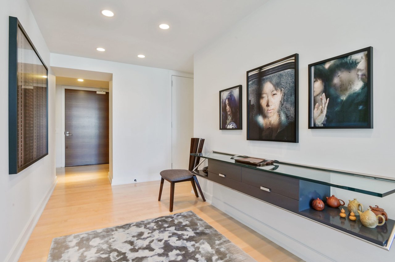City View 3 BD St. Regis Residence