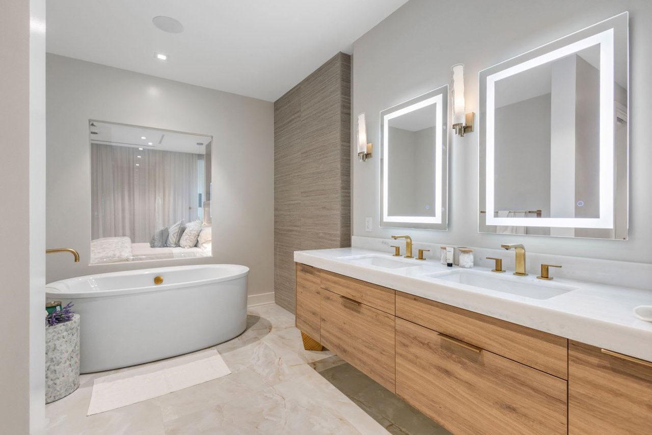 Penthouse 4 at Aqualina