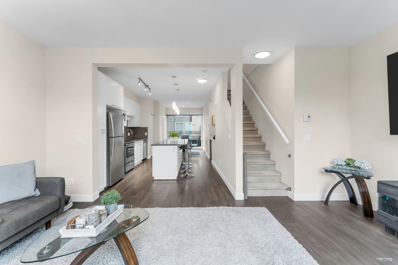 215-2228 162 St