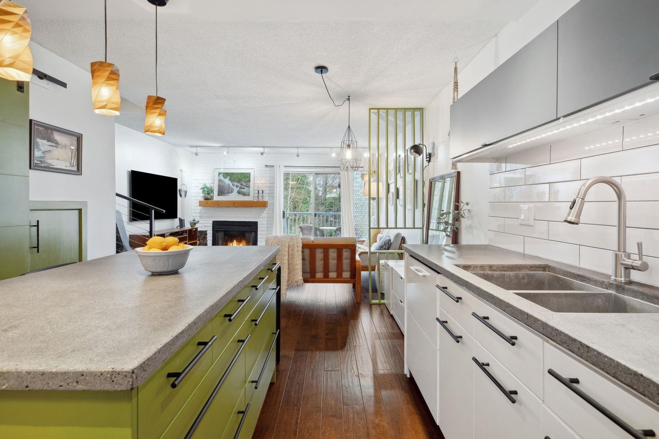 16-2978 Walton Ave