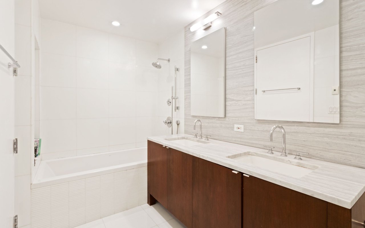 117 W 123rd St, Apt 2B