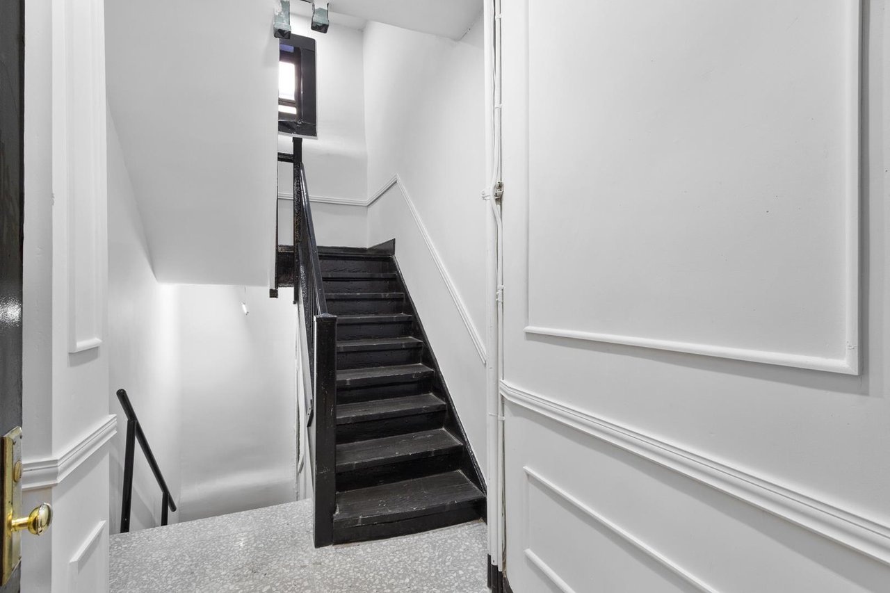 247 East 10th Street, Apt 4