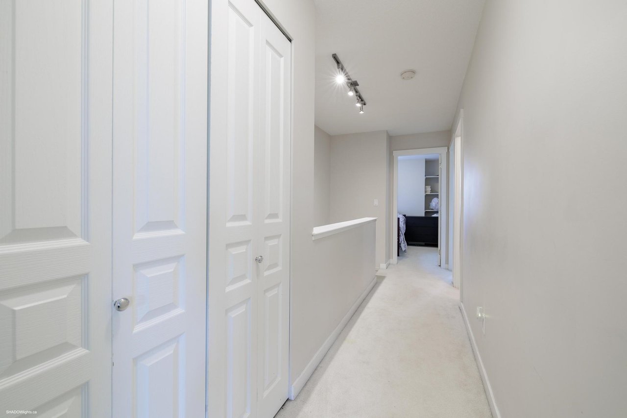 54-10489 Delsom Cres
