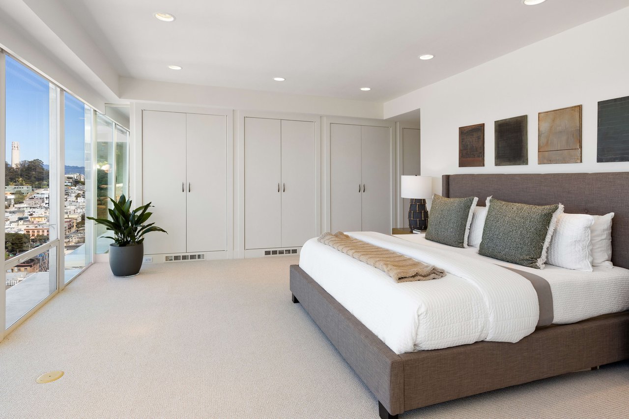 Showcase North Bay View Apartment