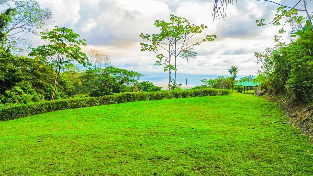 Flat Ocean View Building Lot, Ojochal, Puntarenas