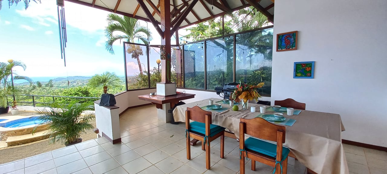 Expansive Oceanview 4 Bedroom Home in Ojochal