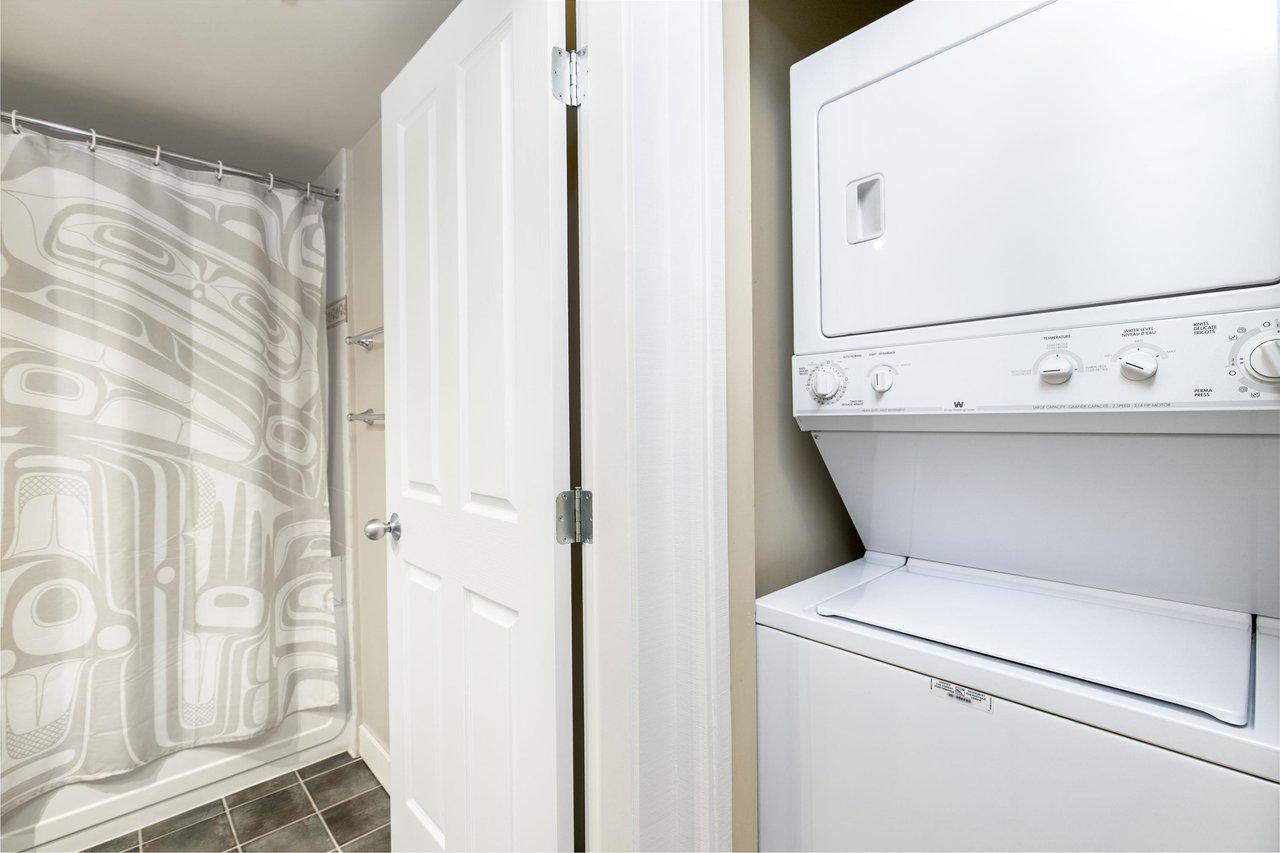 402-4660 Blackcomb Wy