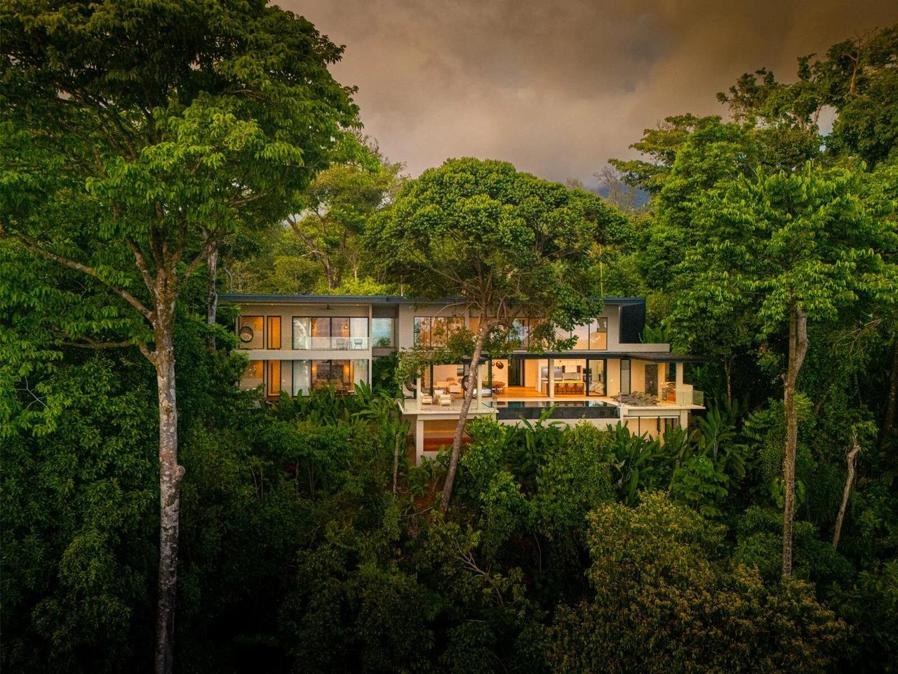 Whale Tail View Ridgetop Home, Uvita, Puntarenas