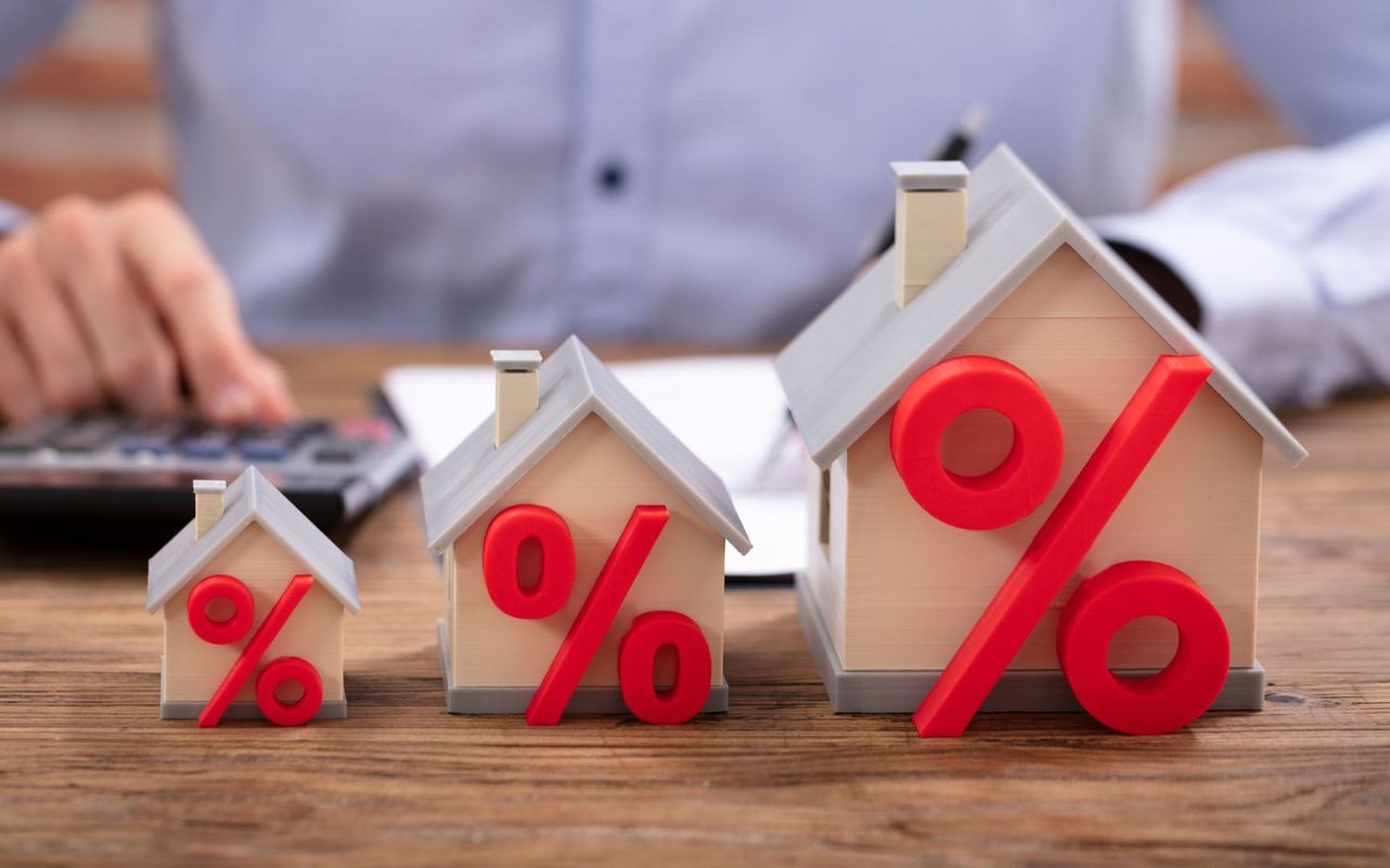 Real Estate Commissions: A Simple Guide for Buyers and Sellers