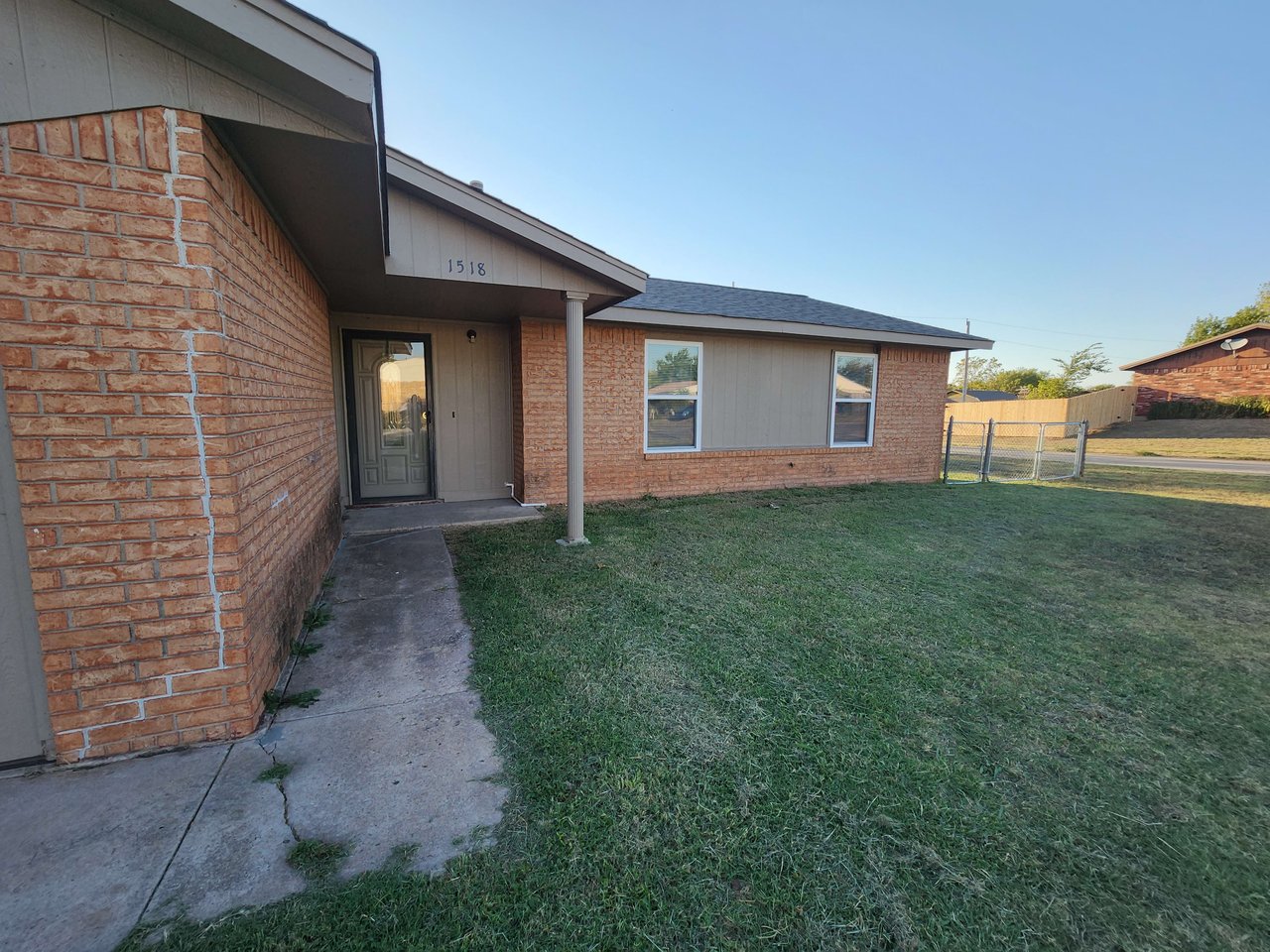 1518 Pecan Grove