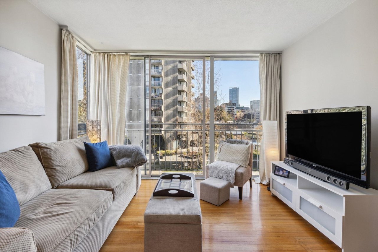 403-1250 Burnaby St