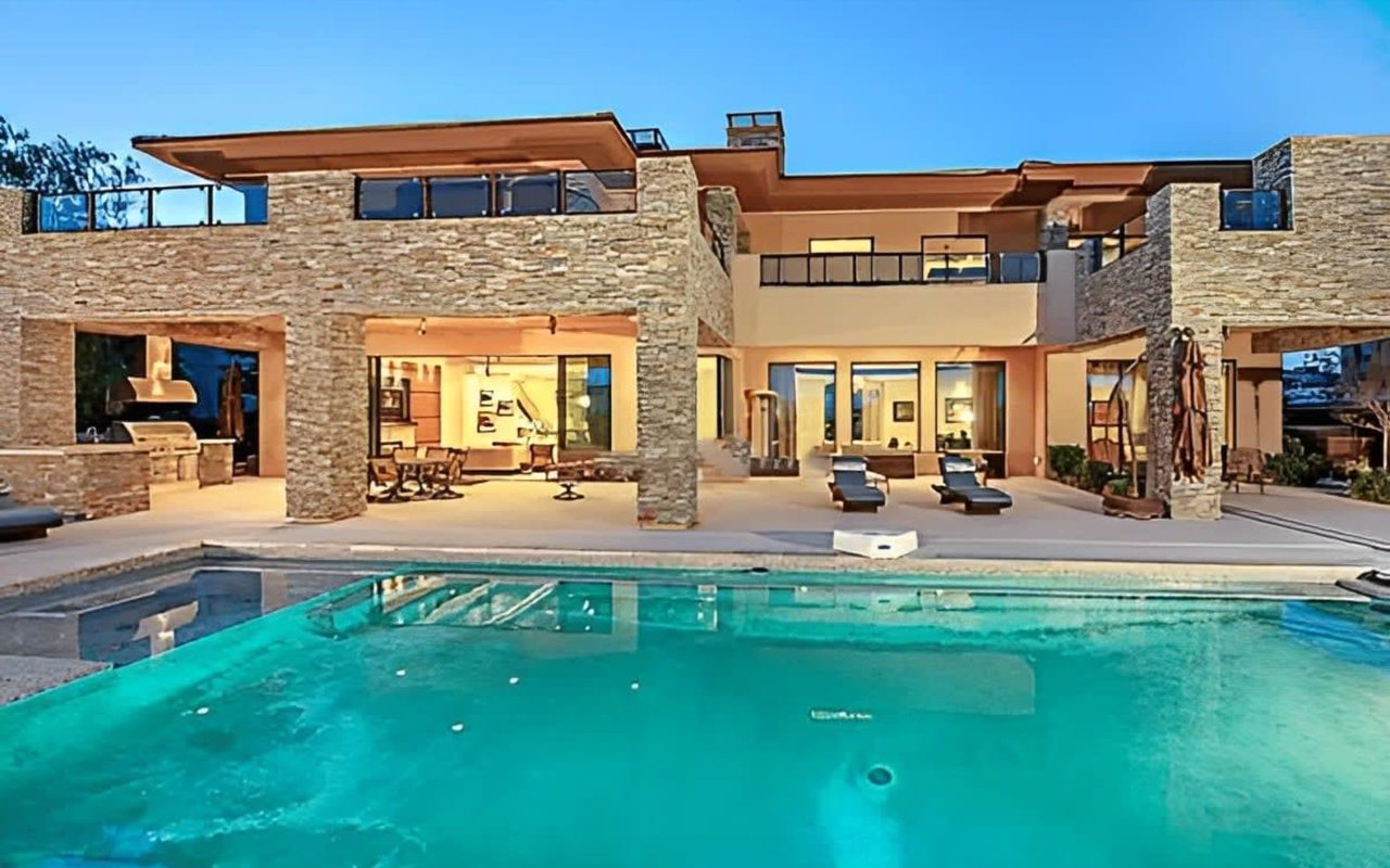 39 Skybird Ct: Featured Las Vegas Luxury Home