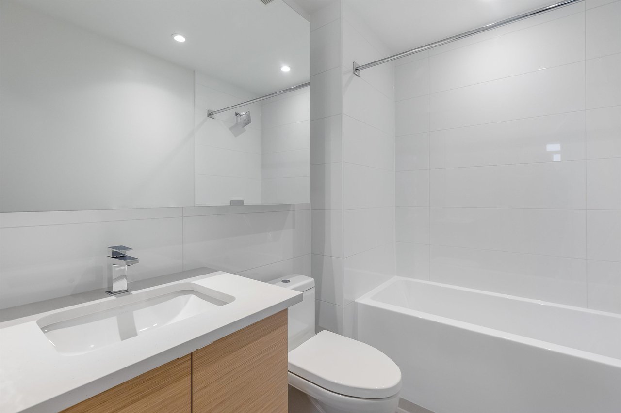 607-3438 Sawmill Cres