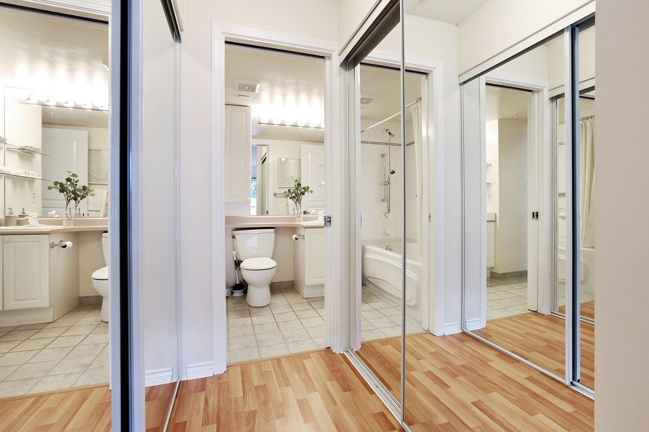 305-2130 W 12th Ave