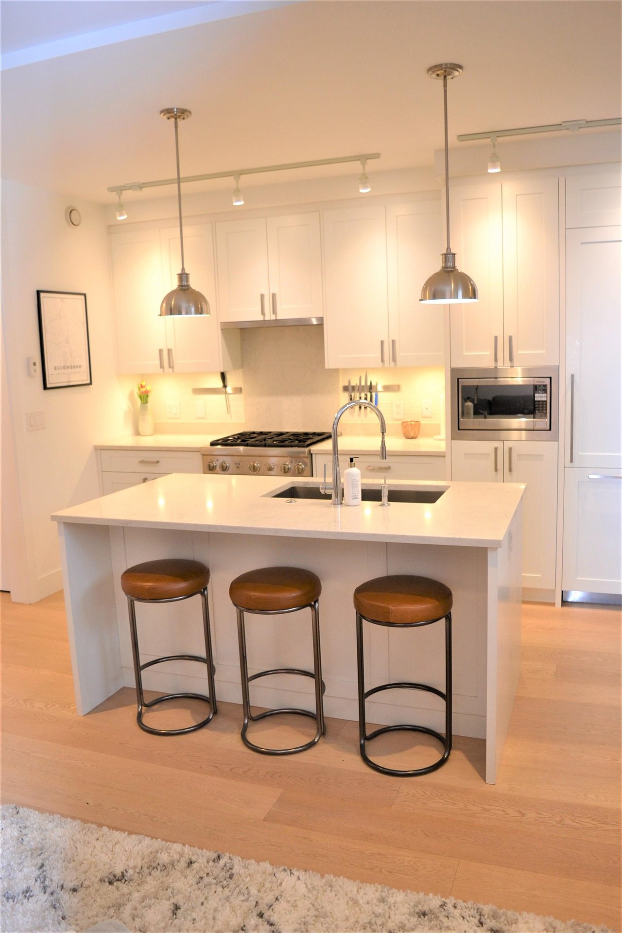 2519 W 8th Avenue, Vancouver