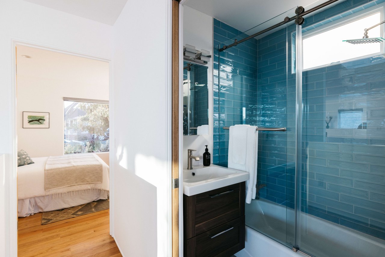 A Reimagined Silver Lake Bungalow