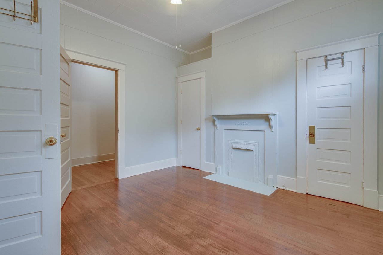 4 Montford Street