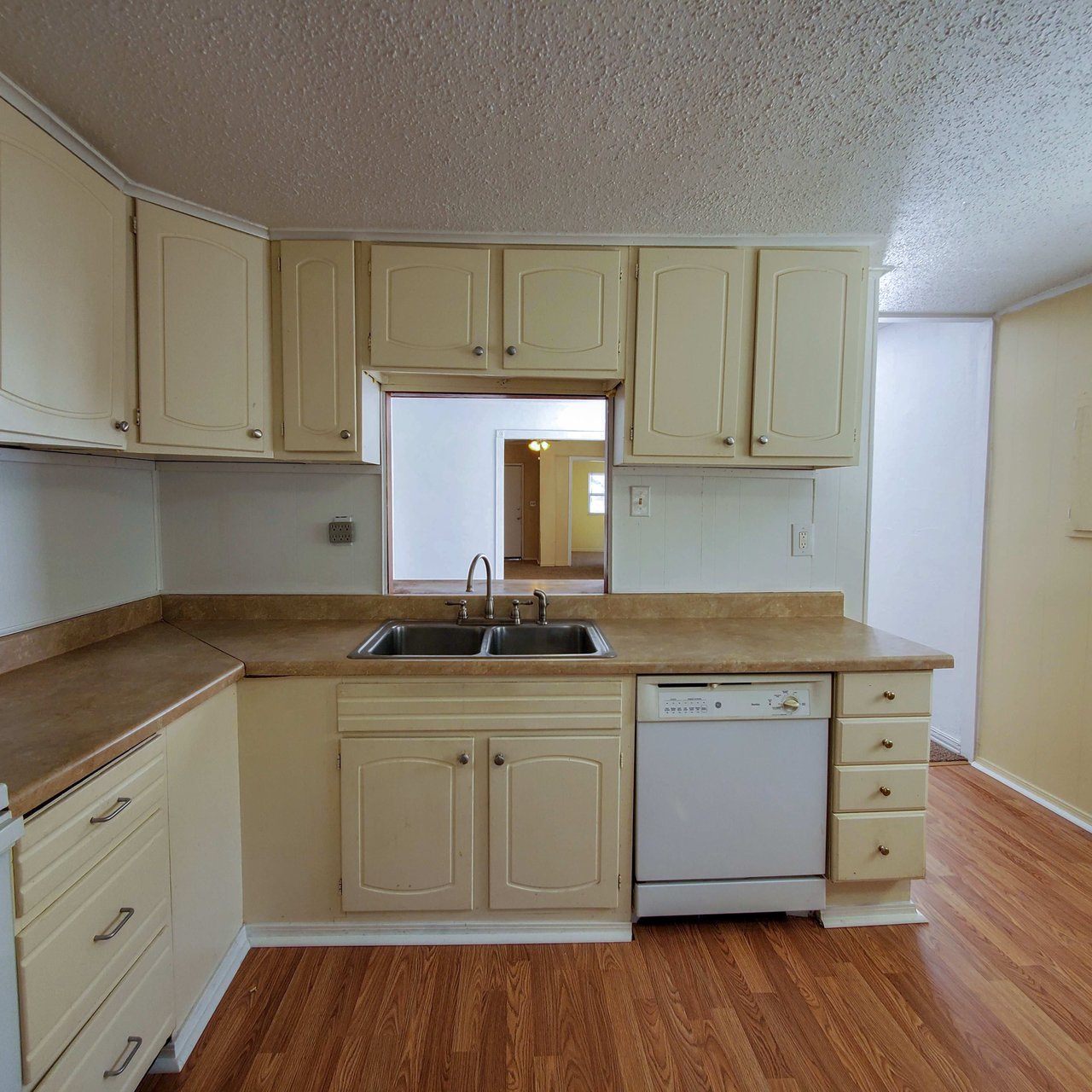 718 North Beard Ave