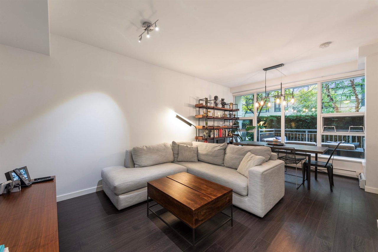 152 W 1st Ave