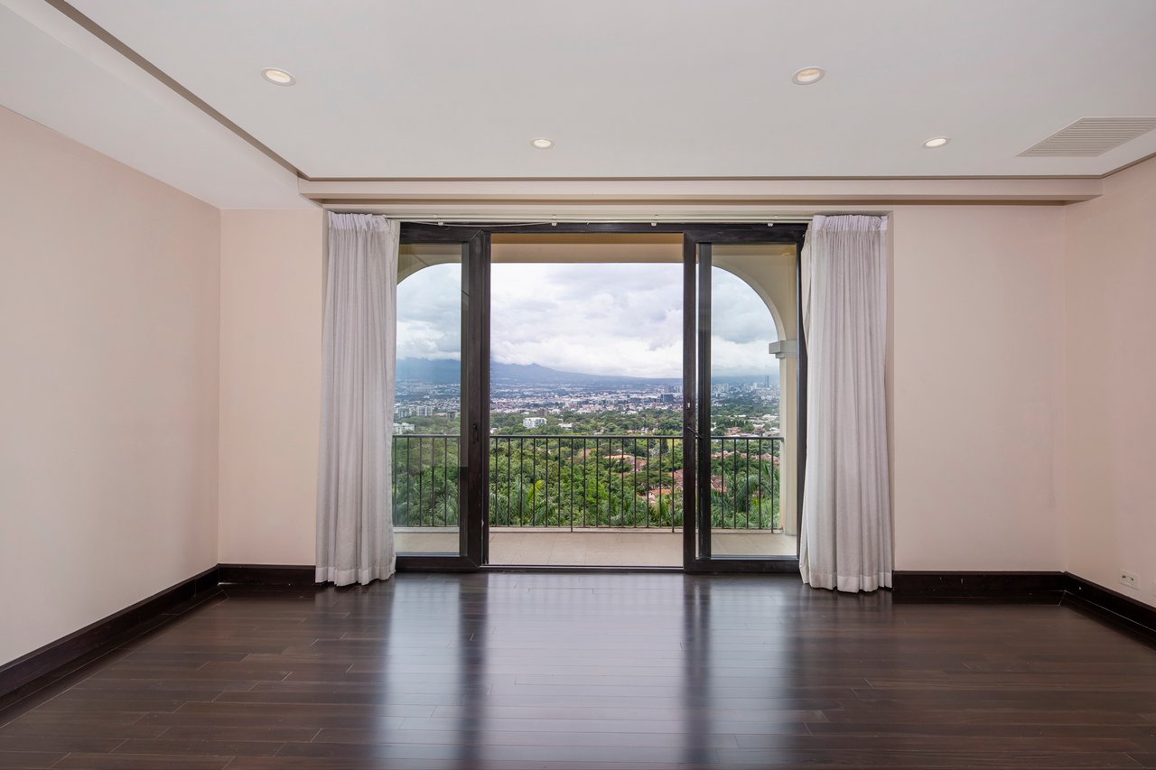 Premier Panoramic City View Penthouse, Escazu, San Jose