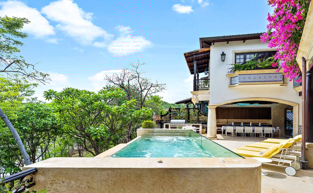 27 Cartagena | Unique Luxury Beachfront Home