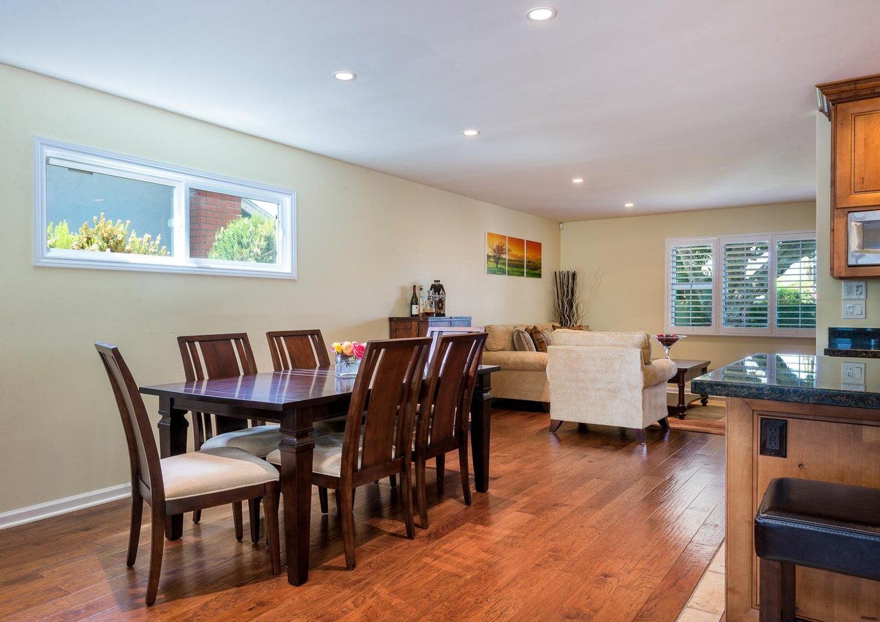 452 San Marino Dr
