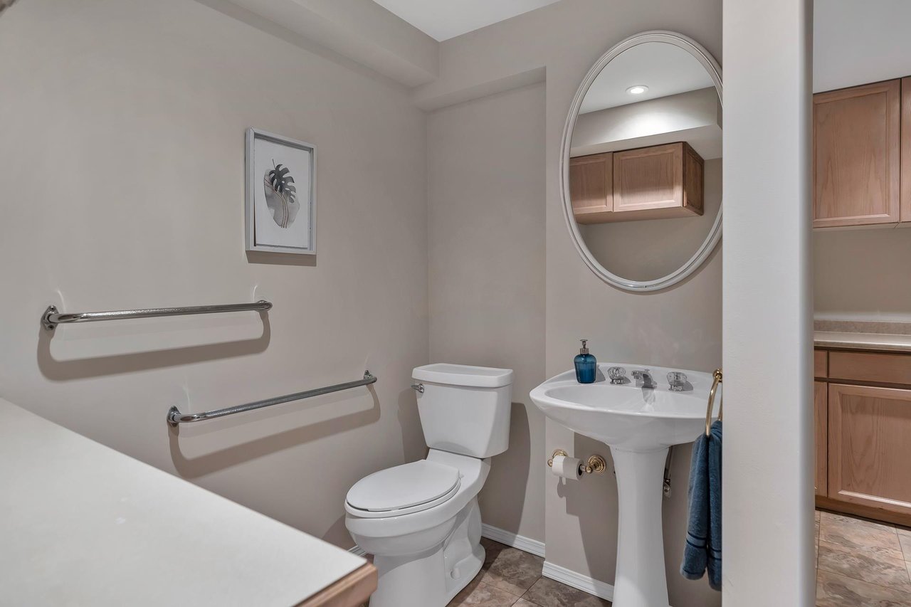 41-101 Parkside Dr
