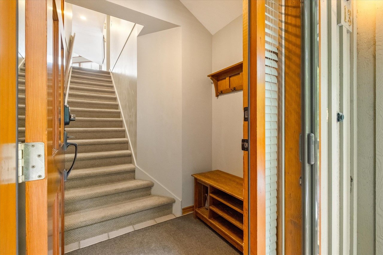 13-4644 Blackcomb Wy