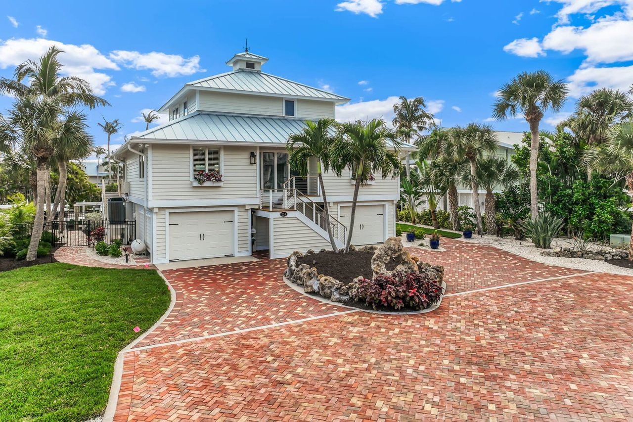 A Quintessential Boca Grande Waterfront Home