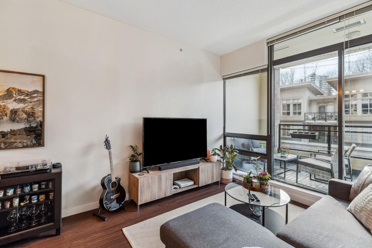 214-121 Brew St