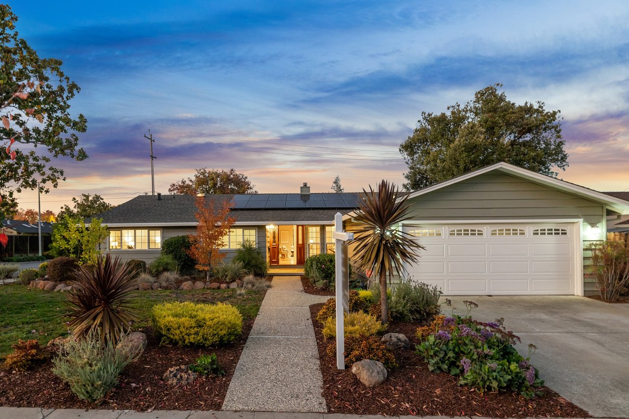 847 The Dalles Ave