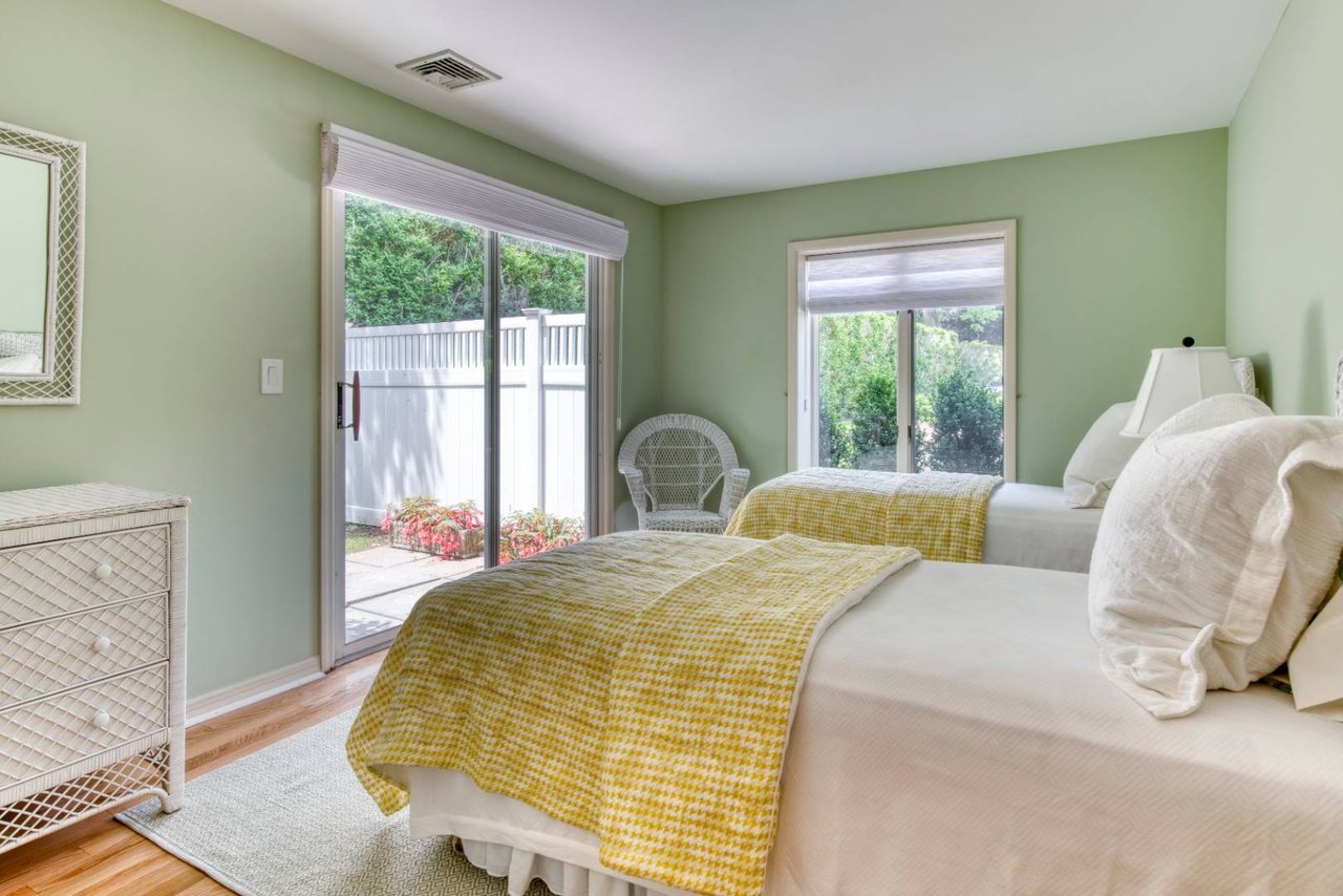 140 Ox Pasture Rd