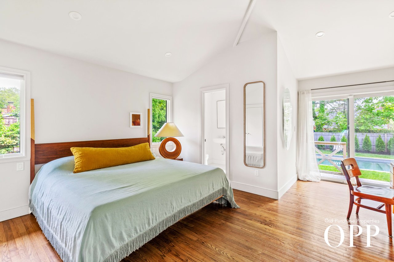 HIGHEST SALE ON HIGHVIEW BOULEVARD