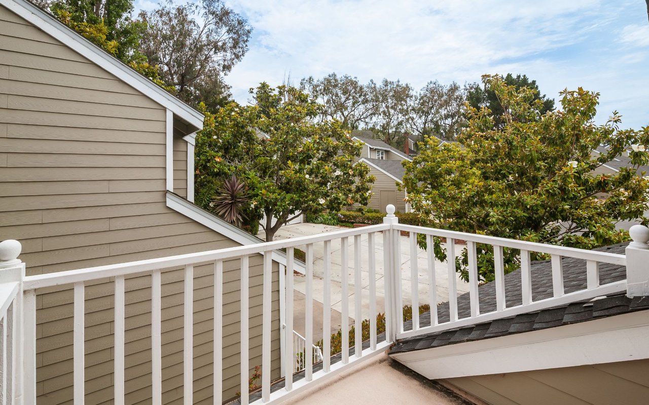 2756 Hillview Drive