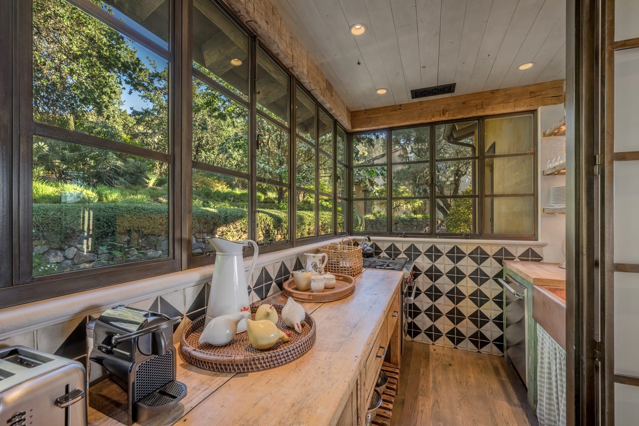 Napa Valley Compound
