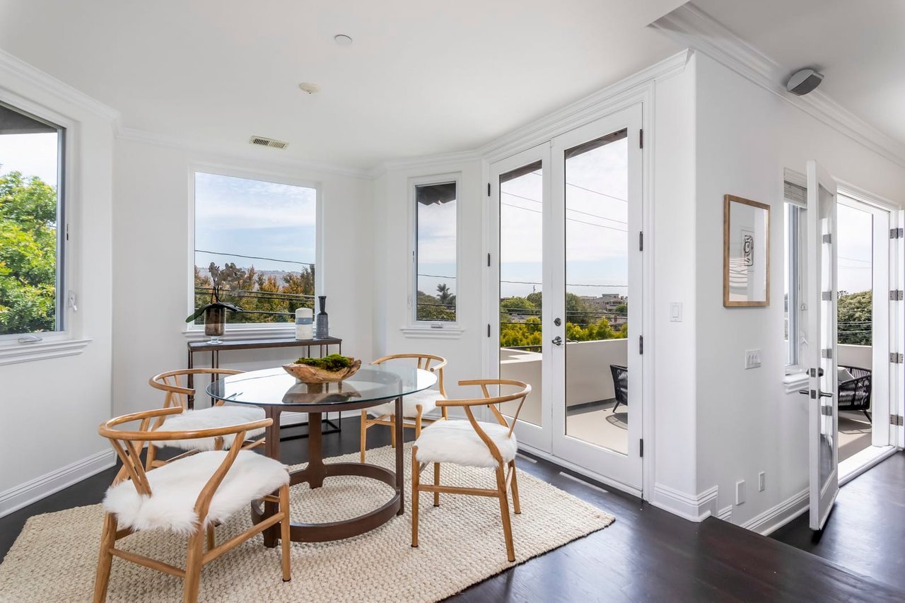 700 Avenue C