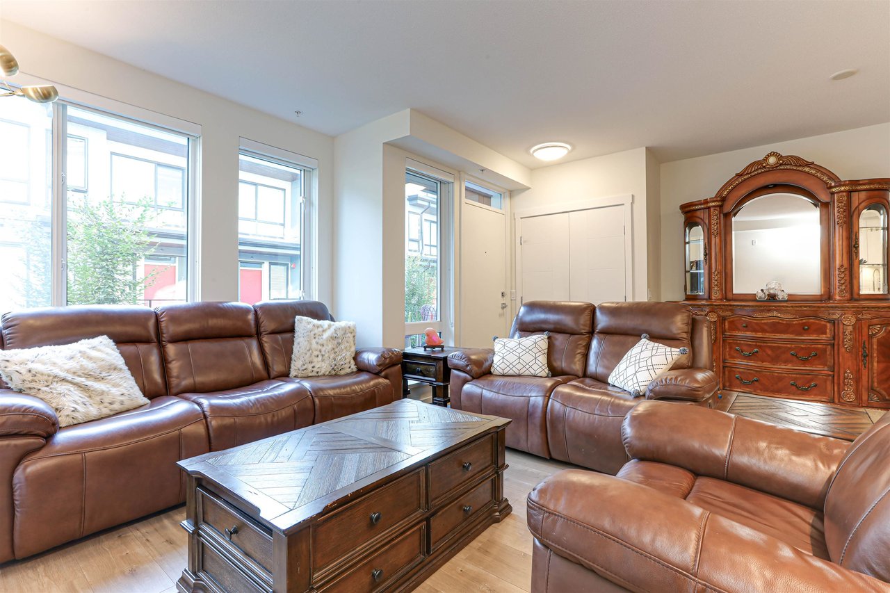 228-708 Lea Ave