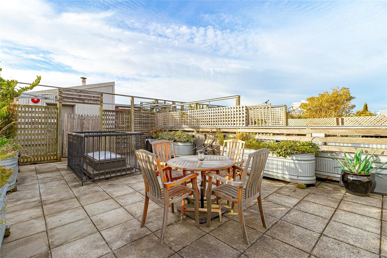 521-409 Swift St, Victoria