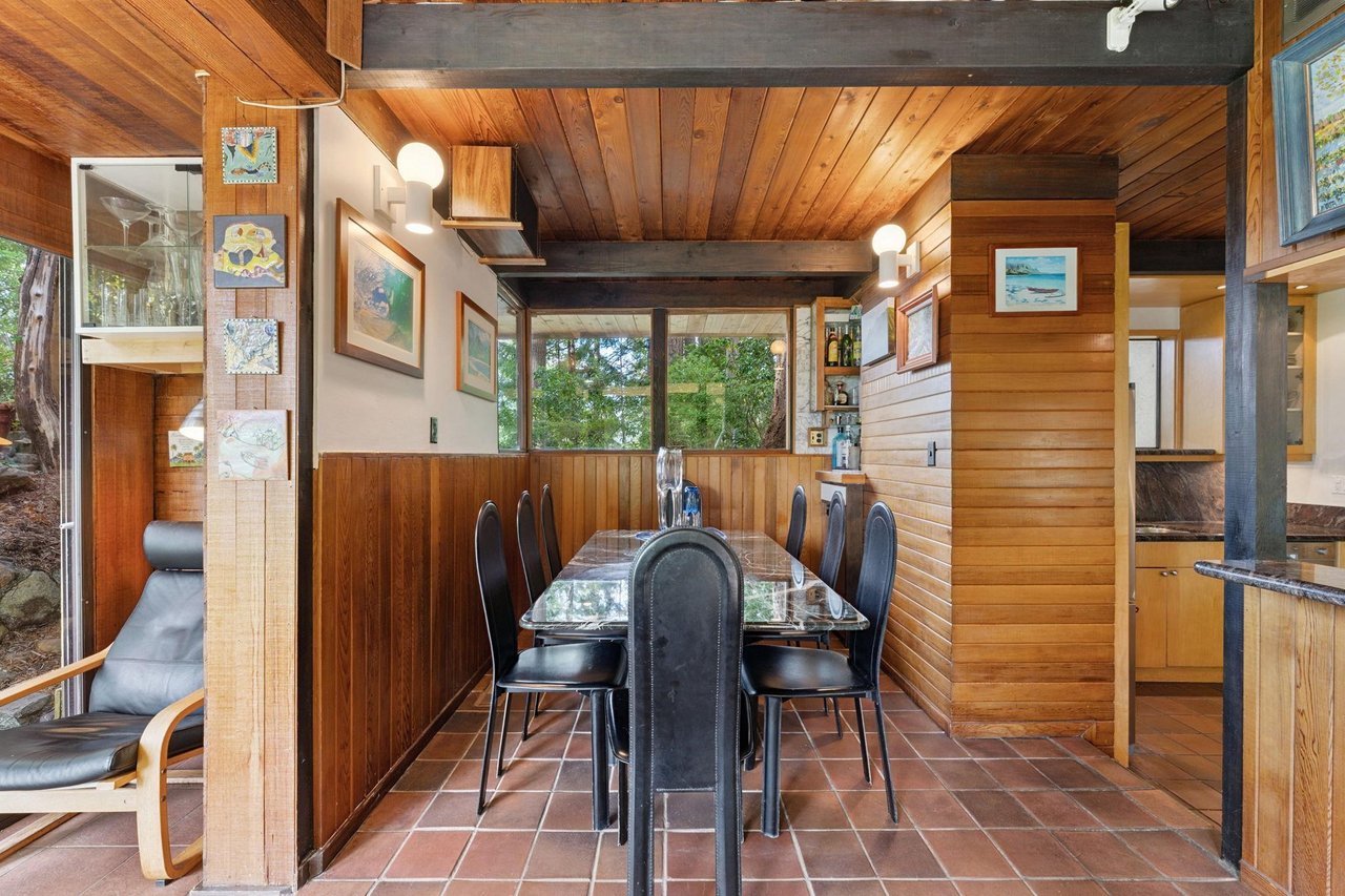 155 Highview Pl