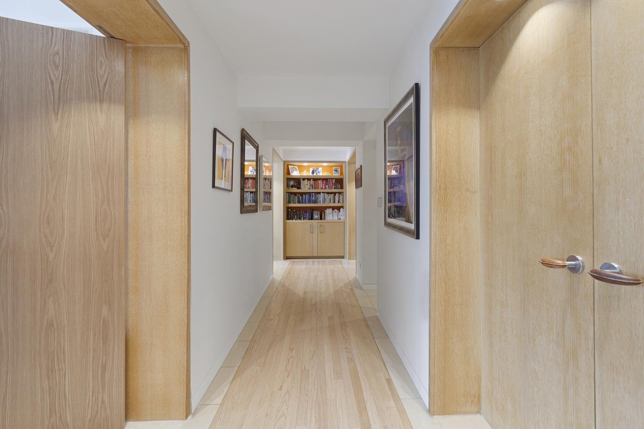 420 East 64th Street, Apt W-10FG