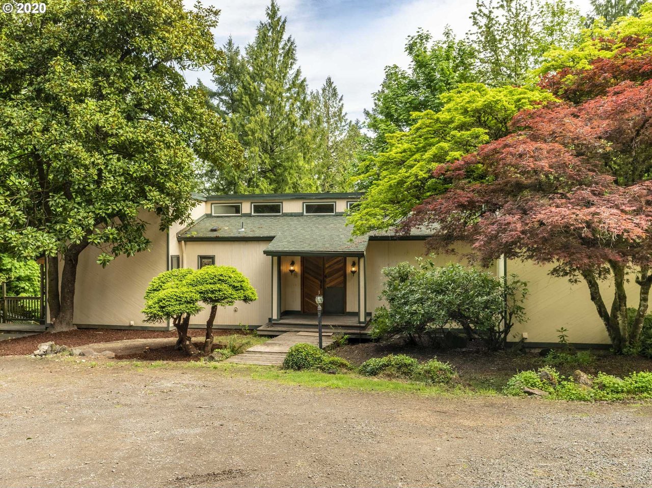 23225 SW MOUNTAIN CREEK RD