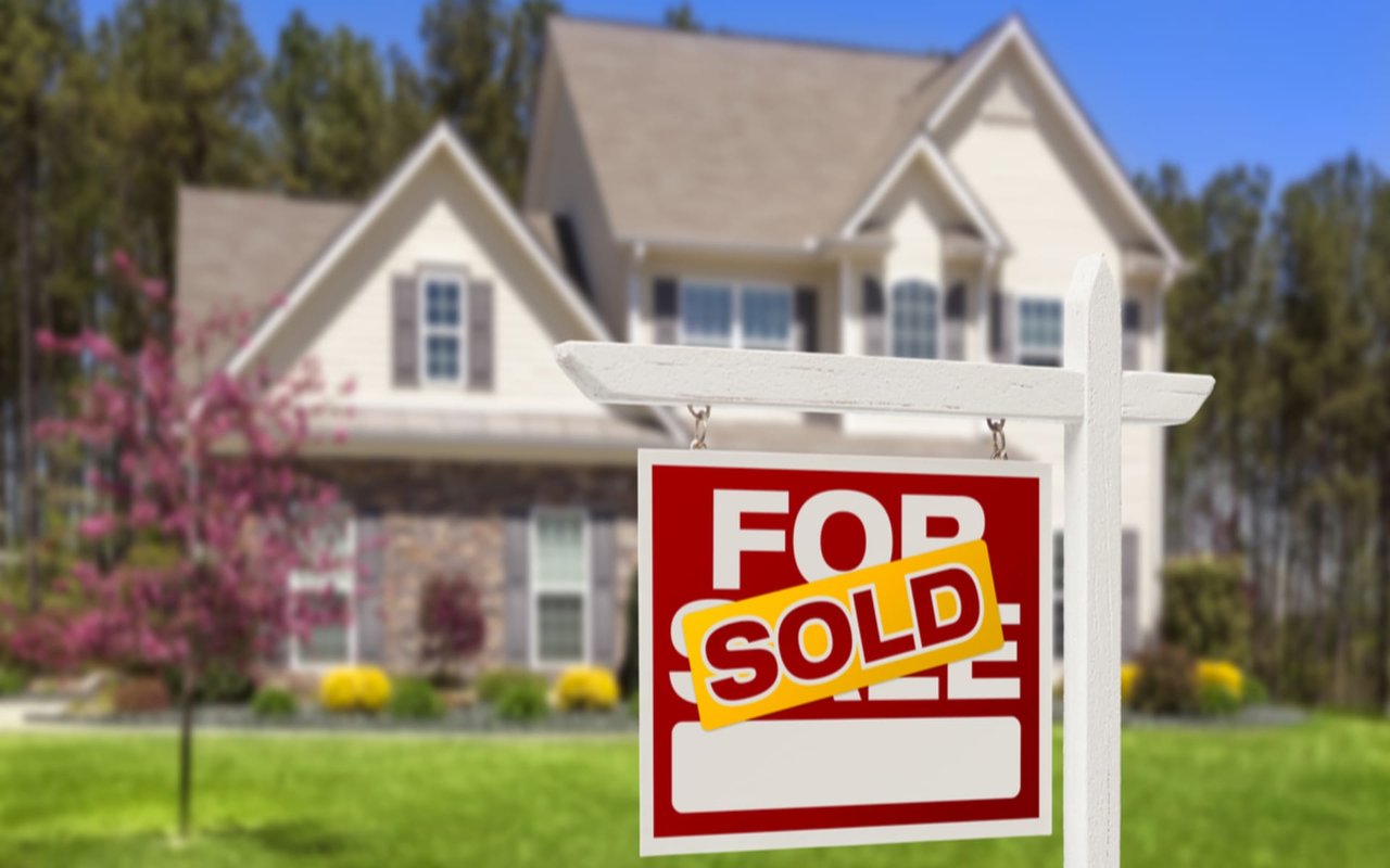 Selling in Spring: A Few Expert Tips for Listing This Time of Year