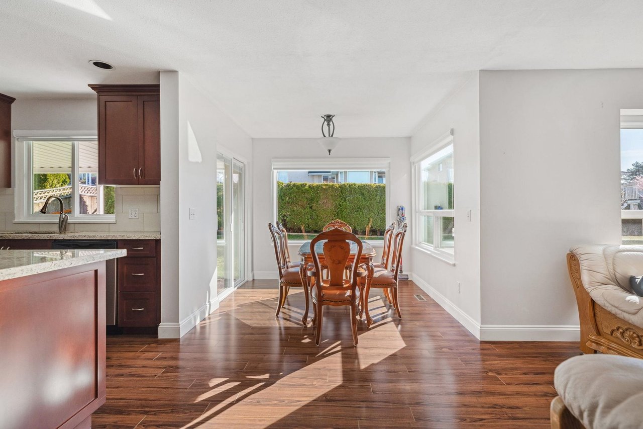 8118 153a St