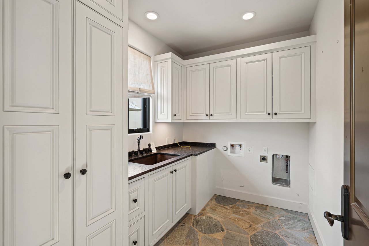 5729 Krause Ln Unit 1